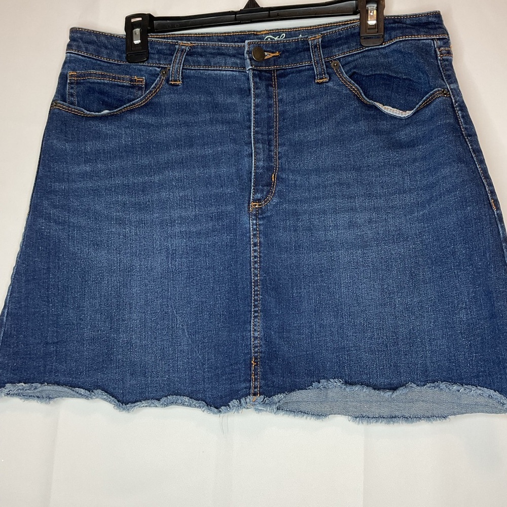 Universal thread denim short skirt 14/32